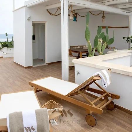 White Sofia - Uno Sguardo Sul Mare *