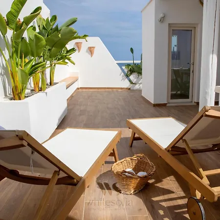 White Sofia - Uno Sguardo Sul Mare